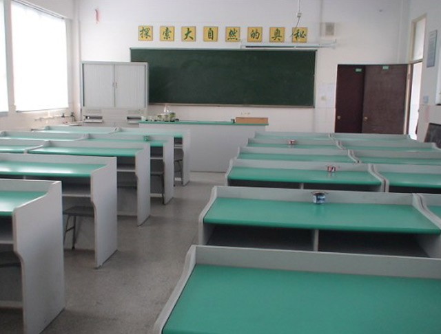 黃岡小學(xué)科學(xué)實(shí)驗(yàn)室成套設(shè)備